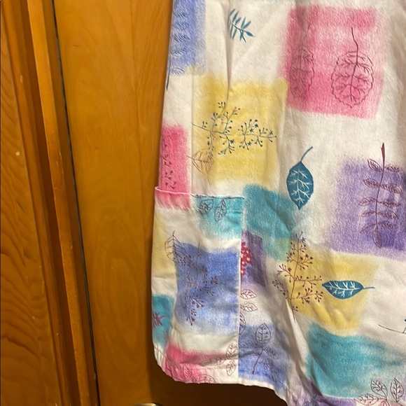 Scrub top Colorful Patterned Button-Up - Picture 3 of 6